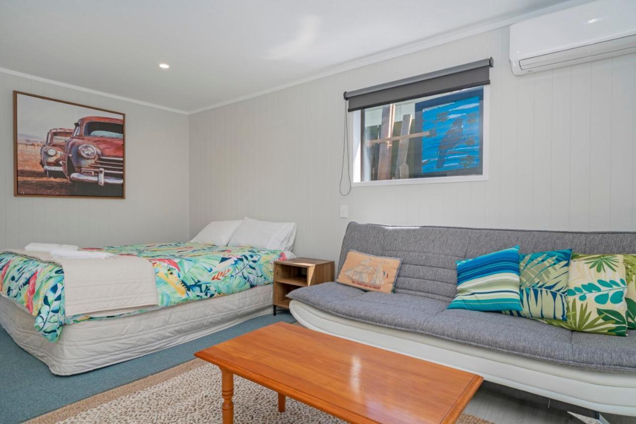 Rooftops Accommodation Whitianga Exterior foto
