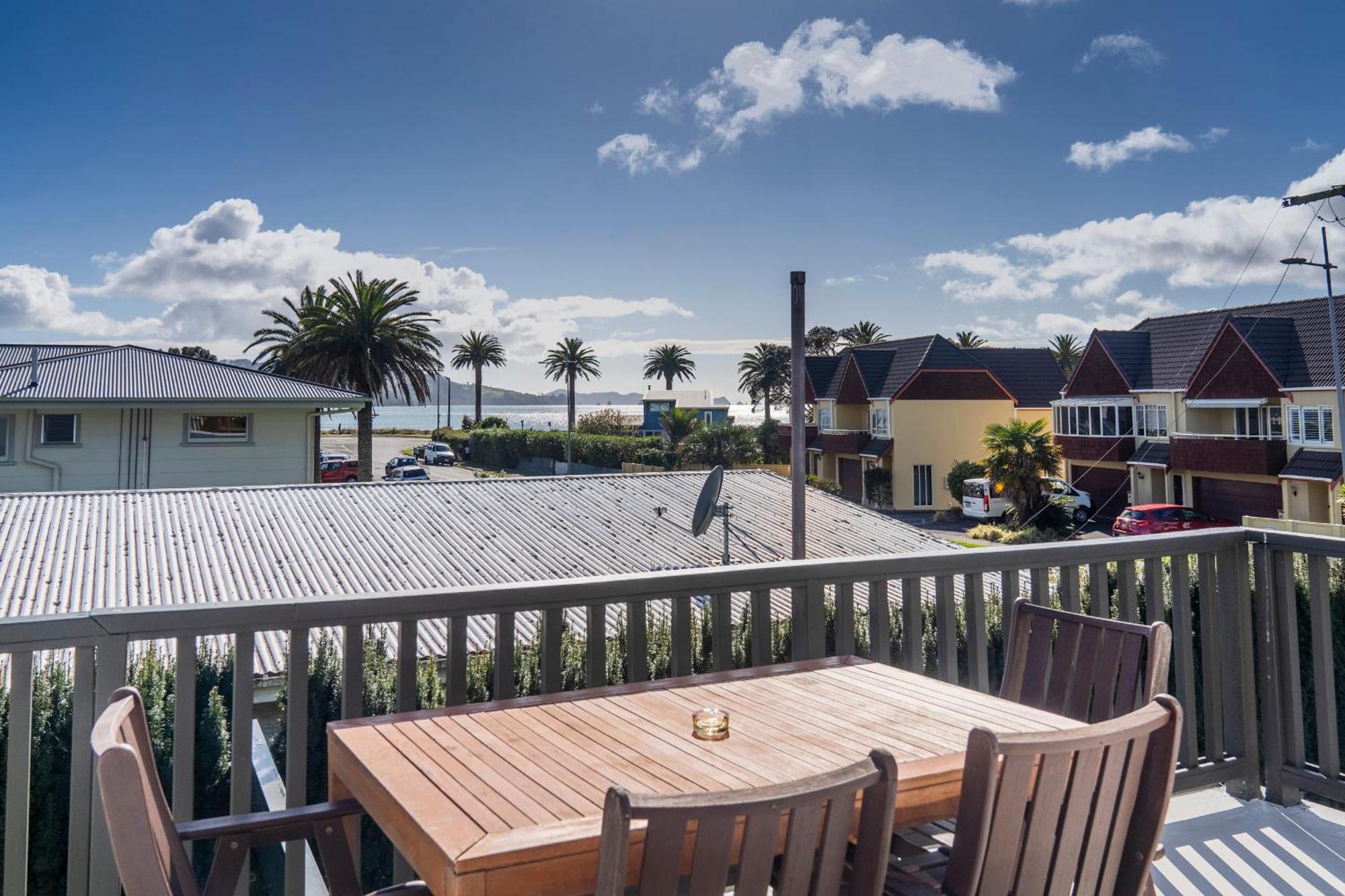 Rooftops Accommodation Whitianga Exterior foto